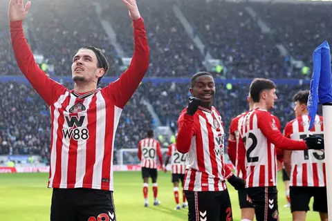 بالفوز في ركلات الترجيح.. سندرلاند يقصي إيفرتون في كأس الاتحاد من دور الـ 64